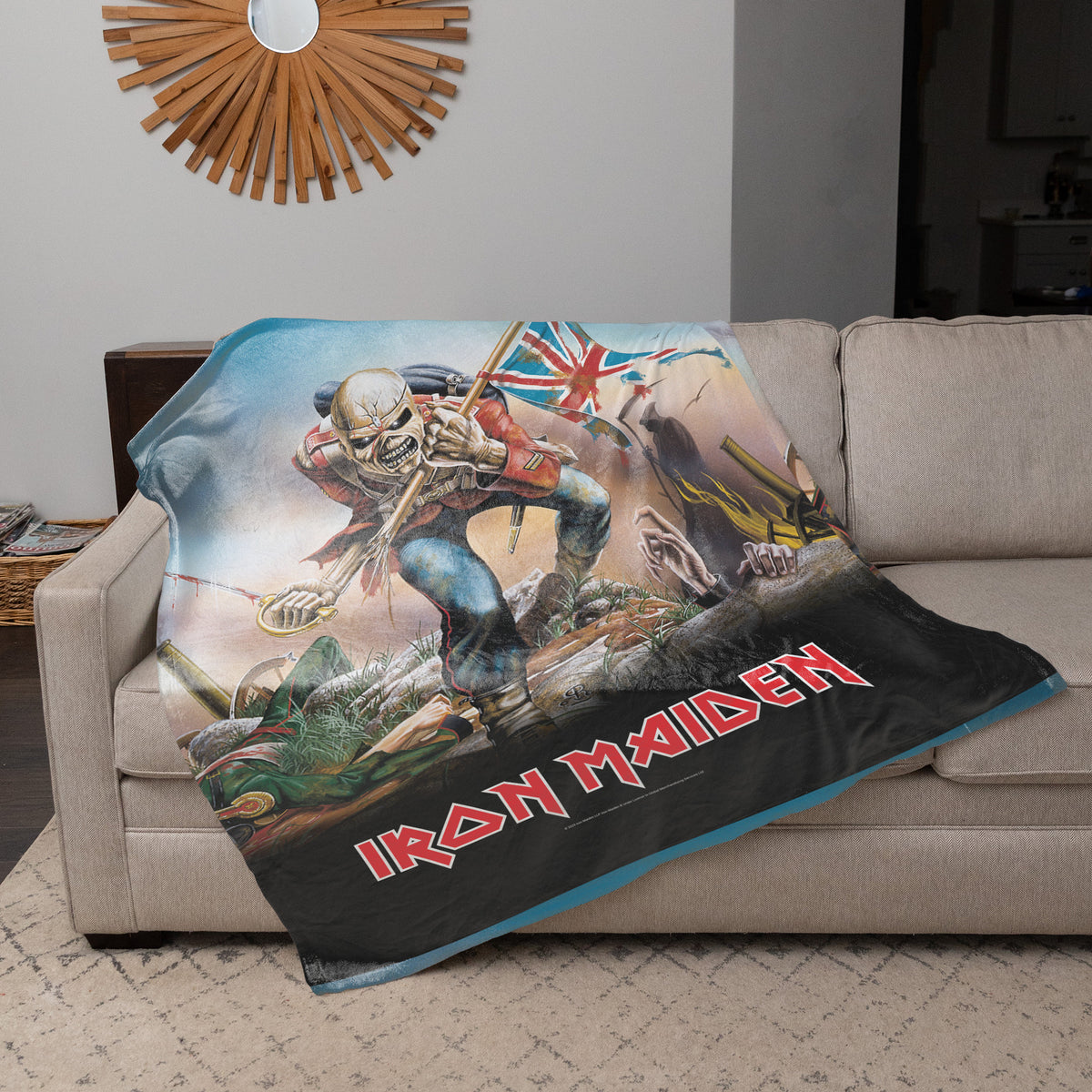 Rocksax - Iron Maiden - Trooper - Sherpa Fleece Throw (50 in x 60 in)